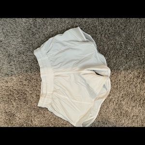 lululemon hotty hot shorts TALL size 2